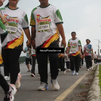 Runner Photo 7733000