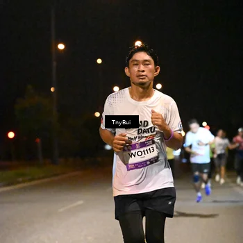 Runner Photo 7733025