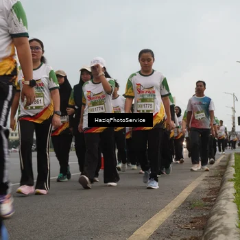 Runner Photo 7733053