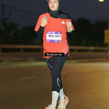 Runner Photo 7733060