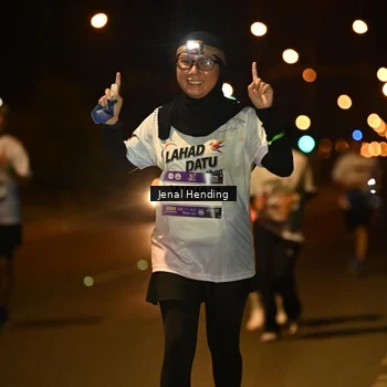 Runner Photo 7733075