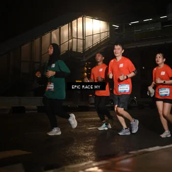 Runner Photo 7733076