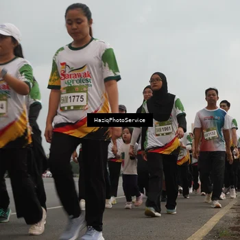 Runner Photo 7733077