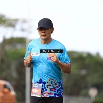 Runner Photo 7733090
