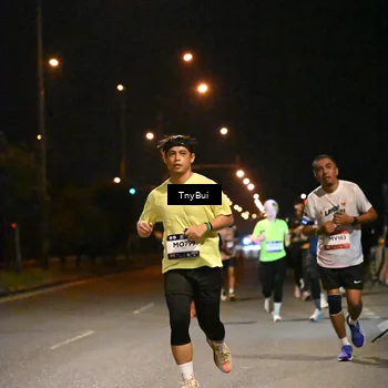 Runner Photo 7733094