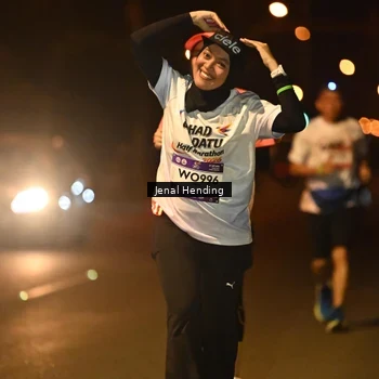 Runner Photo 7733100