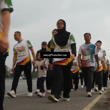 Runner Photo 7733102