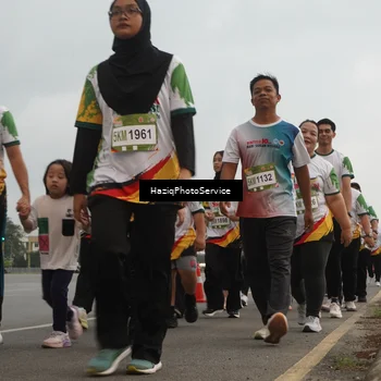 Runner Photo 7733109