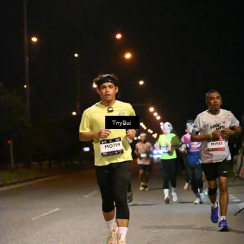 Runner Photo 7733121