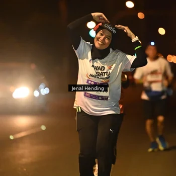 Runner Photo 7733128