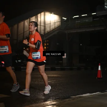 Runner Photo 7733141