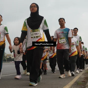 Runner Photo 7733170