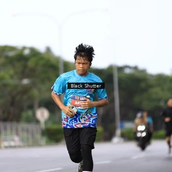 Runner Photo 7733177