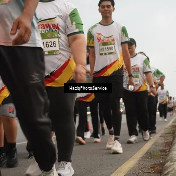 Runner Photo 7733224