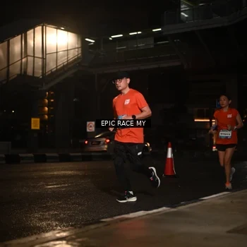 Runner Photo 7733228