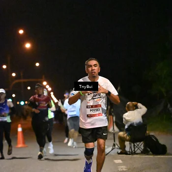 Runner Photo 7733241