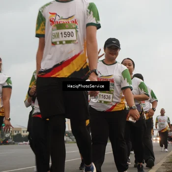 Runner Photo 7733255