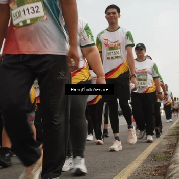 Runner Photo 7733267