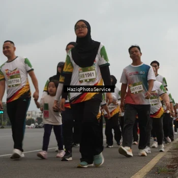 Runner Photo 7733274