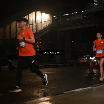 Runner Photo 7733276