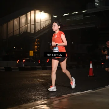 Runner Photo 7733279