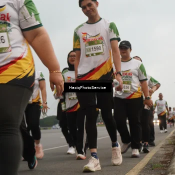 Runner Photo 7733289