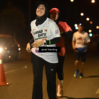 Runner Photo 7733292