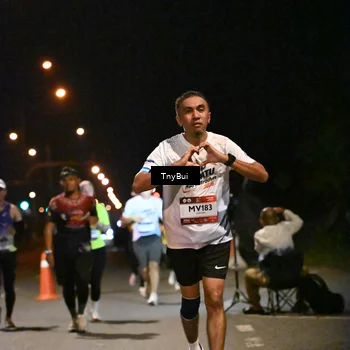 Runner Photo 7733312