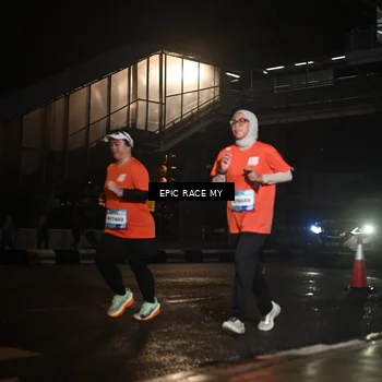 Runner Photo 7733324