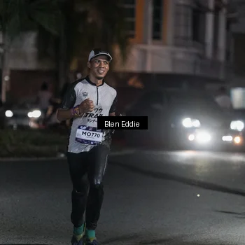 Runner Photo 7733339
