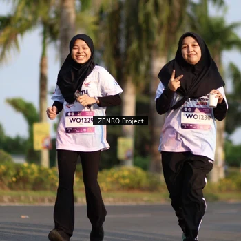 Runner Photo 7733343