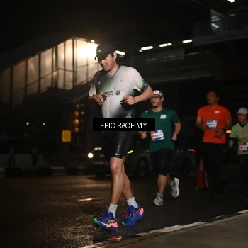 Runner Photo 7733346