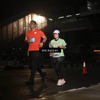 Runner Photo 7733368