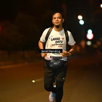 Runner Photo 7733407