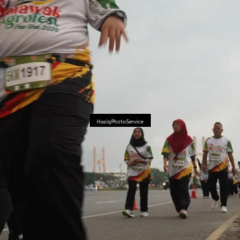 Runner Photo 7733435