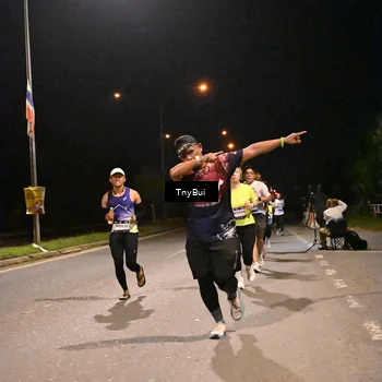 Runner Photo 7733450