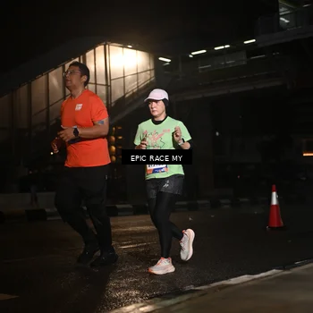 Runner Photo 7733452
