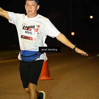 Runner Photo 7733454