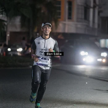 Runner Photo 7733480