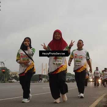 Runner Photo 7733486