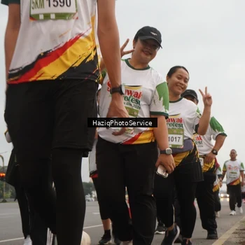 Runner Photo 7733492