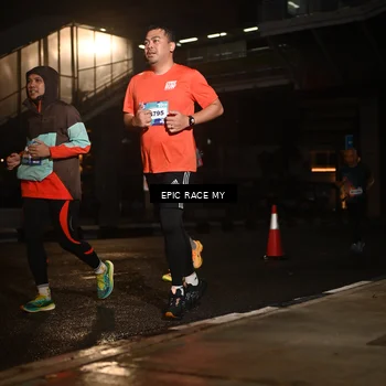 Runner Photo 7733512