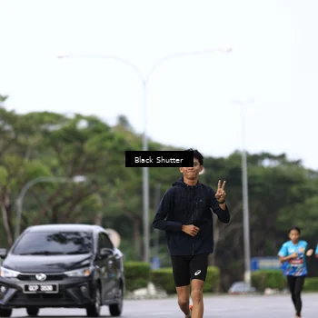 Runner Photo 7733553