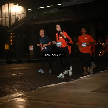 Runner Photo 7733554