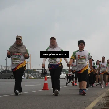 Runner Photo 7733567