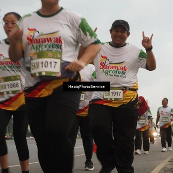 Runner Photo 7733570