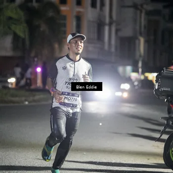 Runner Photo 7733588