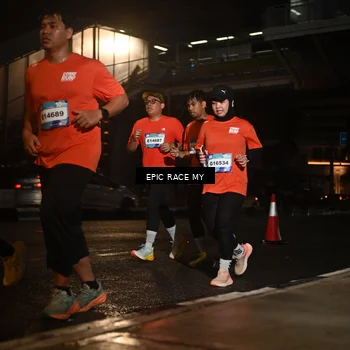 Runner Photo 7733589