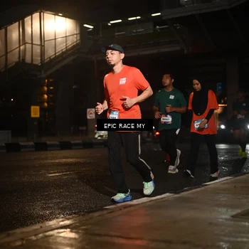 Runner Photo 7733627