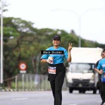 Runner Photo 7733637